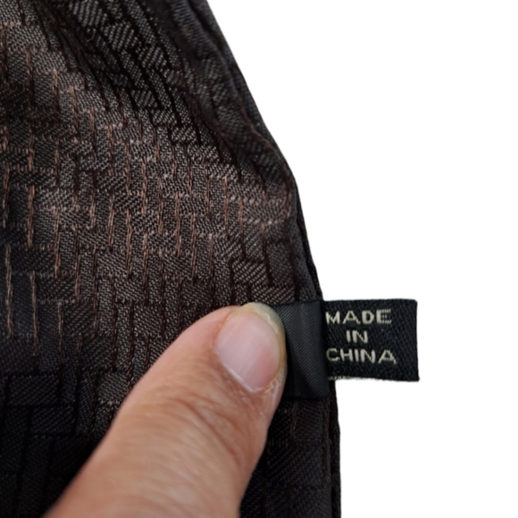 Cole Haan Women's Black Shoulder Bag Shiny Snake Skin Drawstring - Picture 12 of 16